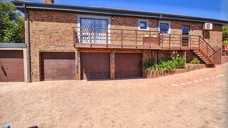7 Bedroom Property for Sale in Vredenburg Western Cape